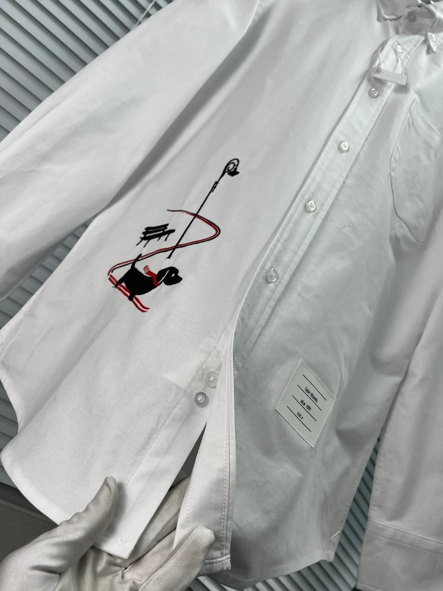 THOM BROWNE HECTORSeries 100% Breathable ：White Sizes：1.2.3.4
